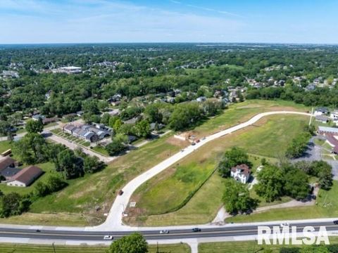 Tiny photo for 4730 WILLOW Circle, Davenport, IA 52806 (MLS # QC4269738)