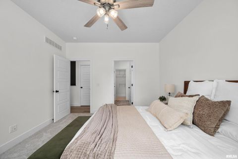 Tiny photo for 4730 WILLOW Circle, Davenport, IA 52806 (MLS # QC4269738)