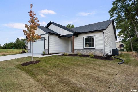 Tiny photo for 4730 WILLOW Circle, Davenport, IA 52806 (MLS # QC4269738)