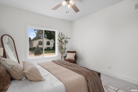 Tiny photo for 4730 WILLOW Circle, Davenport, IA 52806 (MLS # QC4269738)