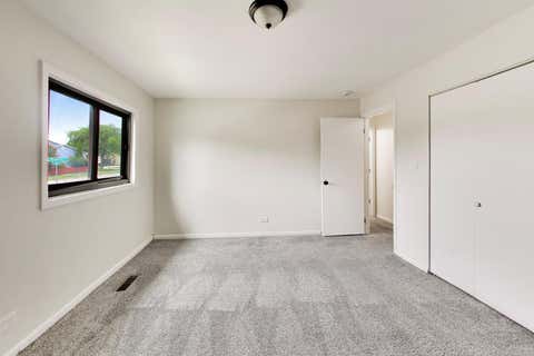 Tiny photo for 4585 Brigantine Lane, Hoffman Estates, IL 60192 (MLS # 12725856)