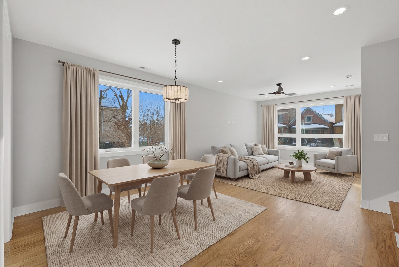 6639 S Langley Avenue