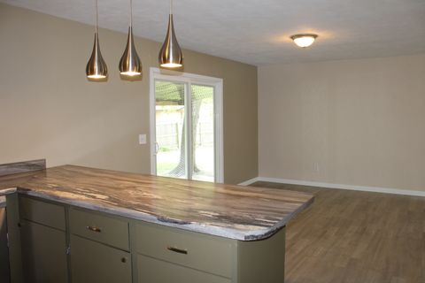 Tiny photo for 514 Roddy Road, Salem, IL 62881 (MLS # 12636984)