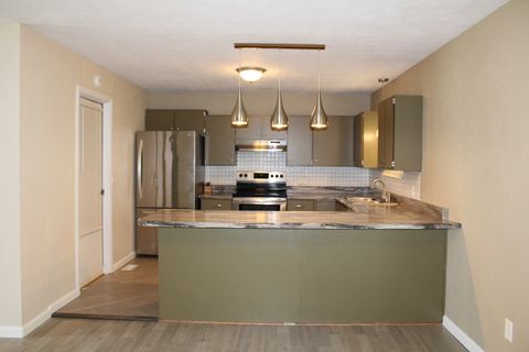 Tiny photo for 514 Roddy Road, Salem, IL 62881 (MLS # 12636984)