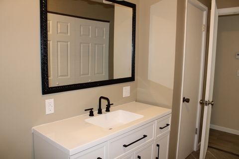 Tiny photo for 514 Roddy Road, Salem, IL 62881 (MLS # 12636984)