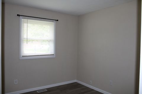 Tiny photo for 514 Roddy Road, Salem, IL 62881 (MLS # 12636984)