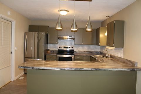 Tiny photo for 514 Roddy Road, Salem, IL 62881 (MLS # 12636984)