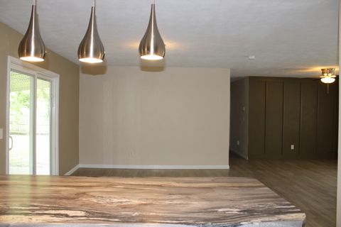 Tiny photo for 514 Roddy Road, Salem, IL 62881 (MLS # 12636984)