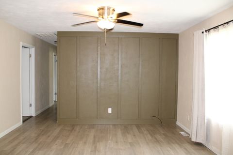 Tiny photo for 514 Roddy Road, Salem, IL 62881 (MLS # 12636984)