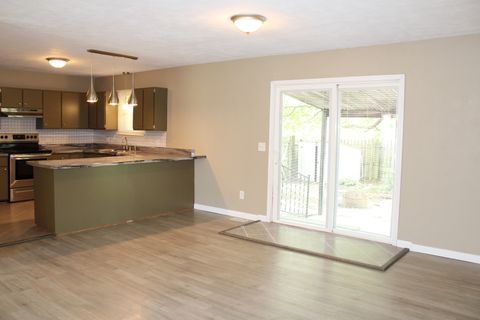 Tiny photo for 514 Roddy Road, Salem, IL 62881 (MLS # 12636984)
