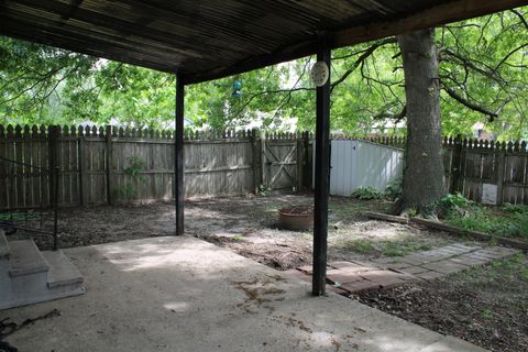 Tiny photo for 514 Roddy Road, Salem, IL 62881 (MLS # 12636984)