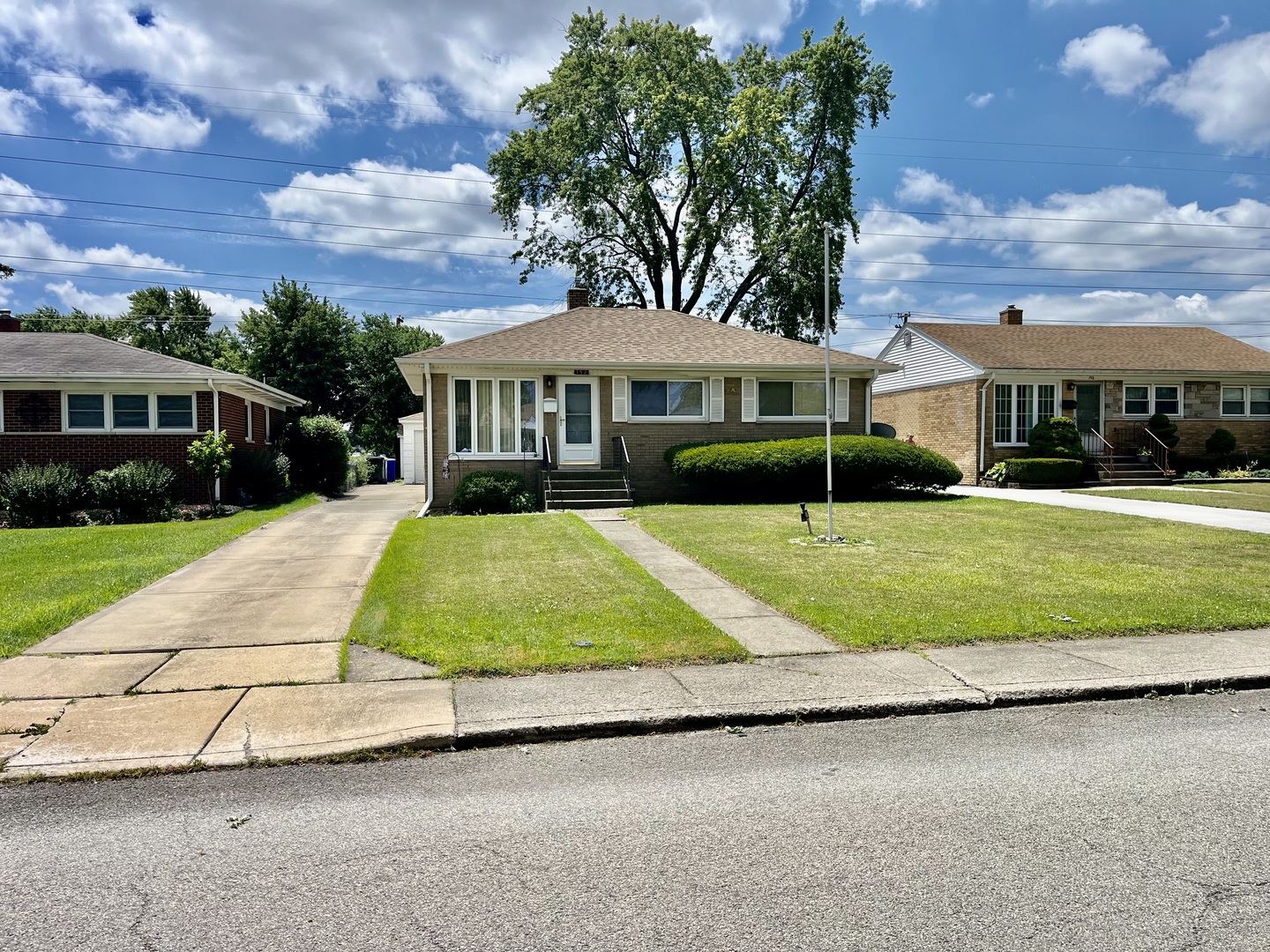 152 W 29th Place