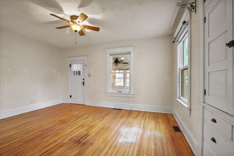 Tiny photo for 602 Sheridan Street, Chenoa, IL 61726 (MLS # 12523965)