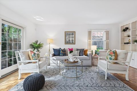 Tiny photo for 730 Oak Street, Winnetka, IL 60093 (MLS # 12489453)