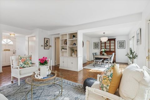 Tiny photo for 730 Oak Street, Winnetka, IL 60093 (MLS # 12489453)