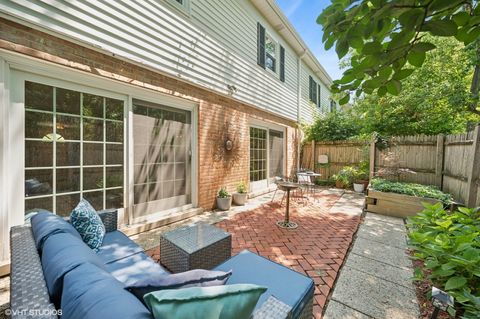 Tiny photo for 730 Oak Street, Winnetka, IL 60093 (MLS # 12489453)