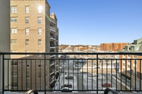 Tiny photo for 200 W Campbell Street #705, Arlington Heights, IL 60005 (MLS # 12518313)