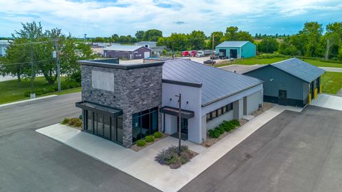 1010 S 7th Street Rochelle IL 61068