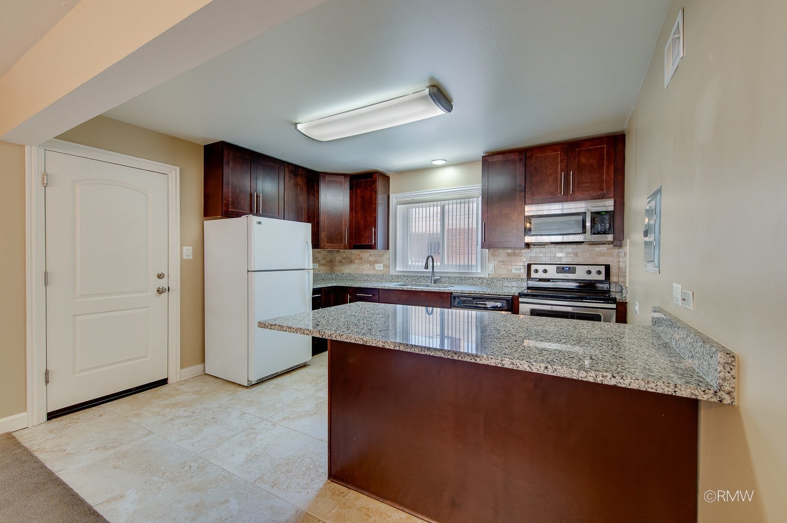 32 N Main Street 1S