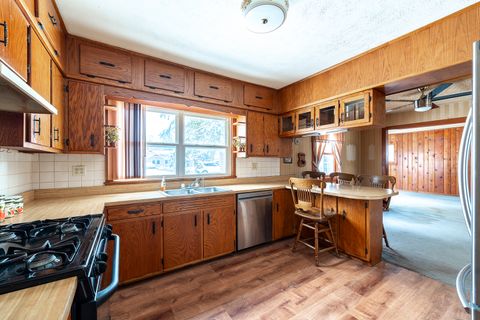 Tiny photo for 1348 Hinckley Street, Montgomery, IL 60538 (MLS # 12519379)