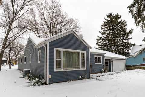 Tiny photo for 1348 Hinckley Street, Montgomery, IL 60538 (MLS # 12519379)