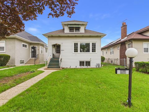 Photo of Maywood, IL 60153 (MLS # 12633053)
