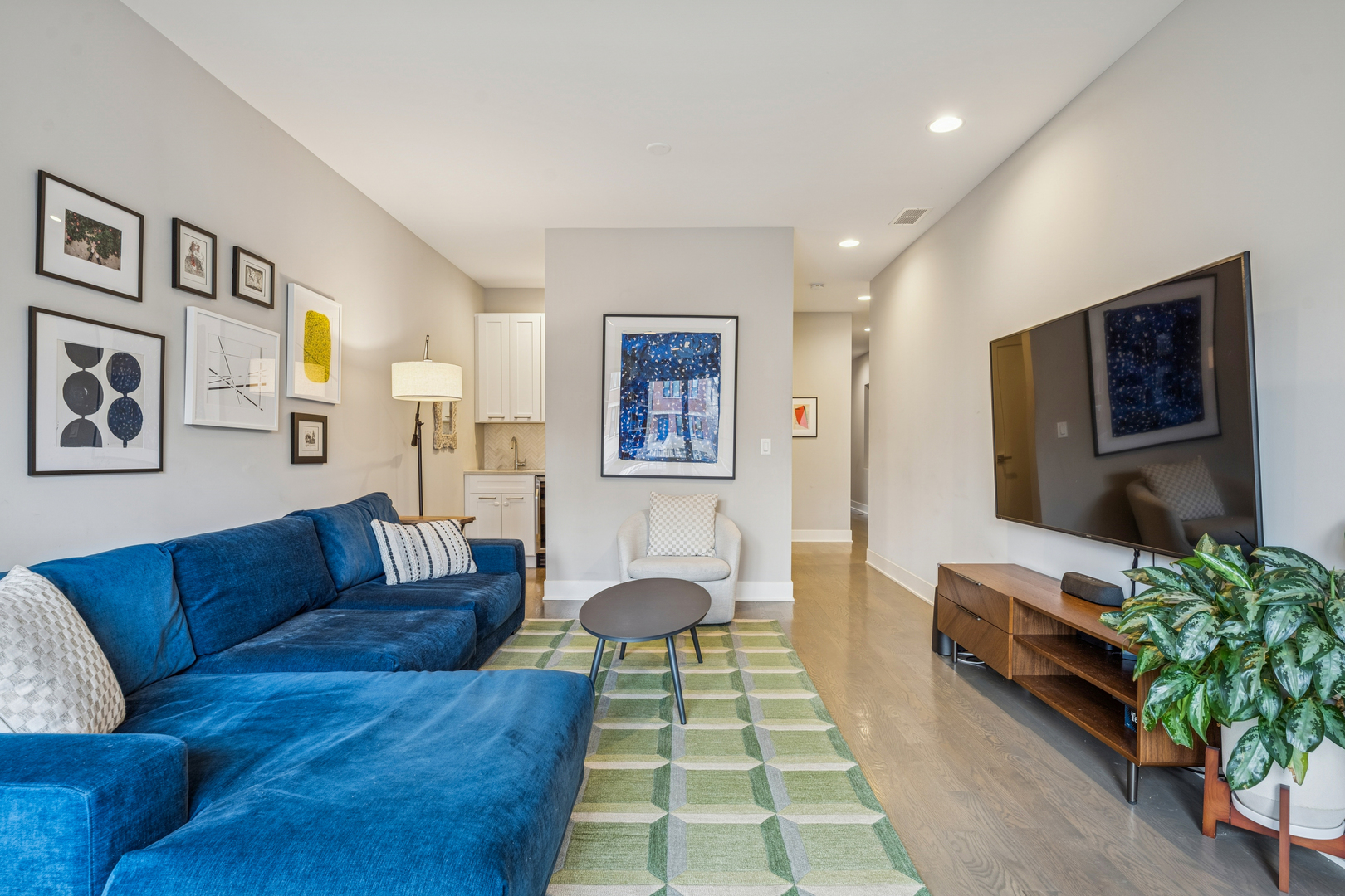 1627 N Campbell Avenue 1