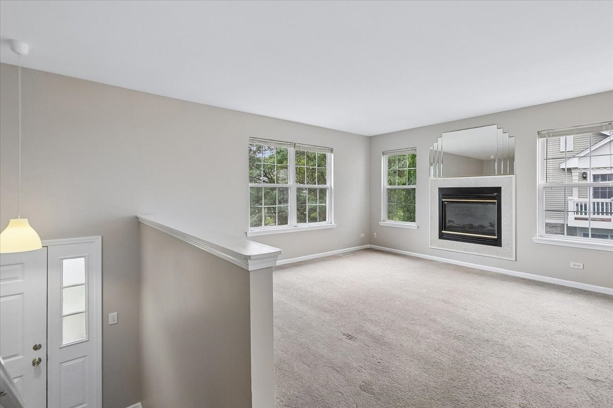 271 Holiday Lane
