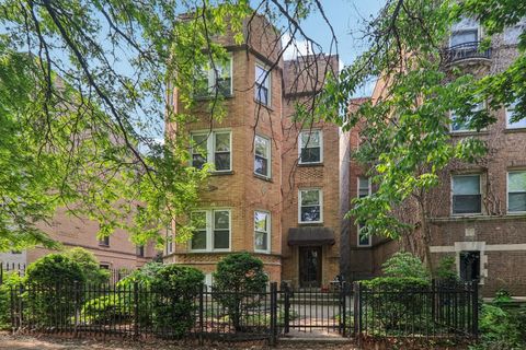 2115 W Arthur Avenue Chicago IL 60645