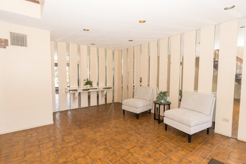 Tiny photo for 250 Old Oak Drive #172, Buffalo Grove, IL 60089 (MLS # 12721034)