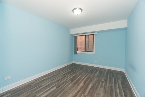 Tiny photo for 250 Old Oak Drive #172, Buffalo Grove, IL 60089 (MLS # 12721034)