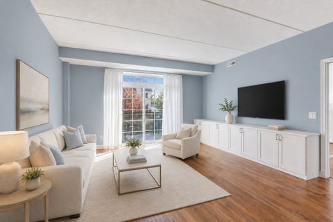 Tiny photo for Palatine, IL 60067 (MLS # 12653810)