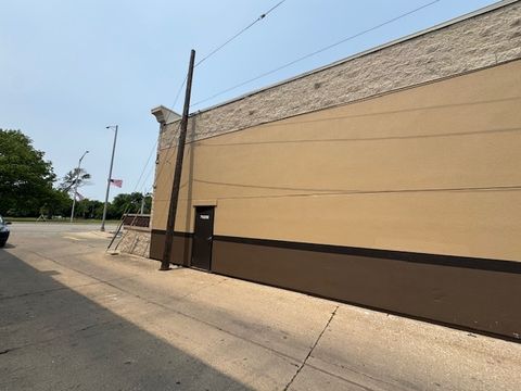 Tiny photo for 7929 W Cermak Road #I, North Riverside, IL 60546 (MLS # 12385751)