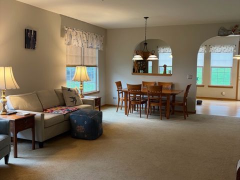 Tiny photo for 362 Woodhill Drive, Carol Stream, IL 60188 (MLS # 12616305)