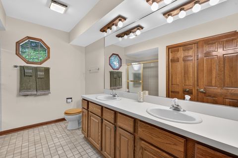 Tiny photo for 570 N Ellsworth Avenue, Addison, IL 60101 (MLS # 12686349)