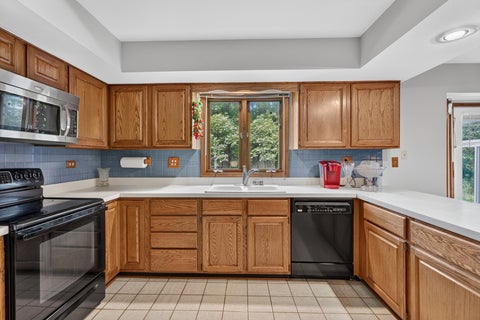 Tiny photo for 570 N Ellsworth Avenue, Addison, IL 60101 (MLS # 12686349)