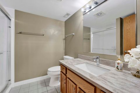 Tiny photo for 5303 W 109th Street #5303, Oak Lawn, IL 60453 (MLS # 12527117)