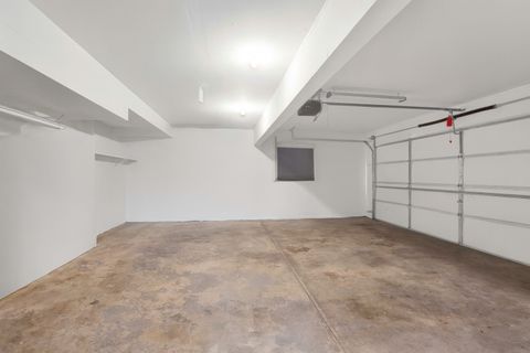 Tiny photo for 5303 W 109th Street #5303, Oak Lawn, IL 60453 (MLS # 12527117)