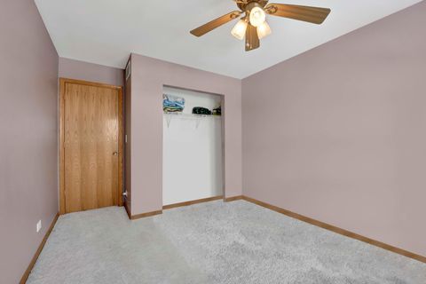 Tiny photo for 5303 W 109th Street #5303, Oak Lawn, IL 60453 (MLS # 12527117)