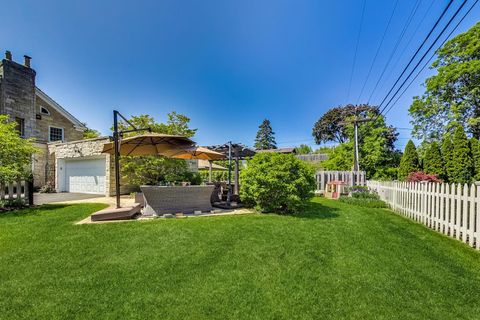 Tiny photo for 1501 Franklin Avenue, River Forest, IL 60305 (MLS # 12616602)