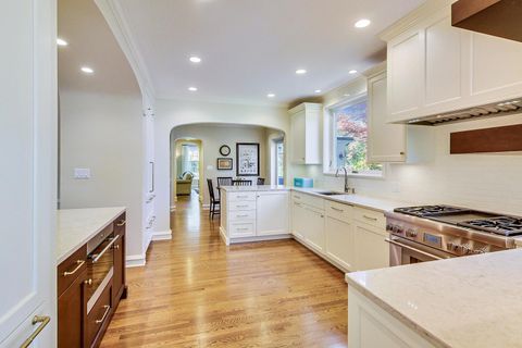Tiny photo for 1501 Franklin Avenue, River Forest, IL 60305 (MLS # 12616602)