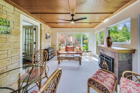 Tiny photo for 1501 Franklin Avenue, River Forest, IL 60305 (MLS # 12616602)