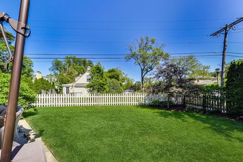 Tiny photo for 1501 Franklin Avenue, River Forest, IL 60305 (MLS # 12616602)