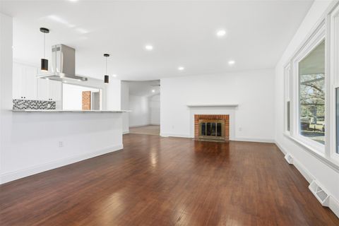 Tiny photo for 3009 E Oakland Avenue, Bloomington, IL 61704 (MLS # 12548306)