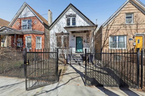 Photo of 3436 W Beach Avenue, Chicago, IL 60651 (MLS # 12572051)