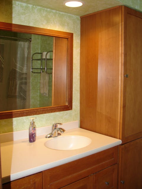 Tiny photo for 514 Garnett Avenue, Winthrop Harbor, IL 60096 (MLS # 12710696)