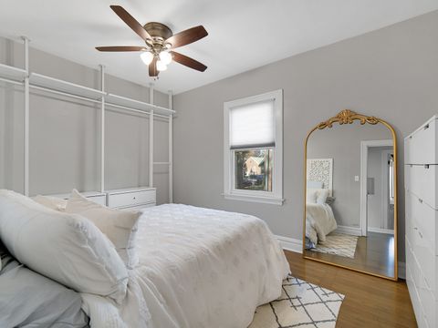 Tiny photo for 3921 Sunnyside Avenue, Brookfield, IL 60513 (MLS # 12505825)