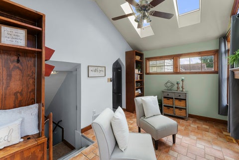 Tiny photo for 3106 Davenport Avenue, Davenport, IA 52803 (MLS # 12768885)