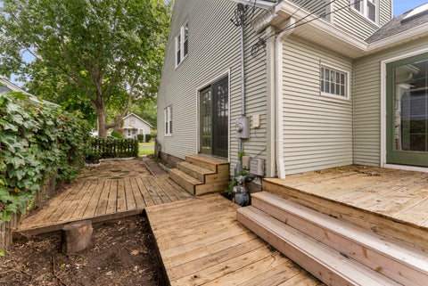 Tiny photo for 3106 Davenport Avenue, Davenport, IA 52803 (MLS # 12768885)