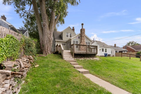 Tiny photo for 3106 Davenport Avenue, Davenport, IA 52803 (MLS # 12768885)